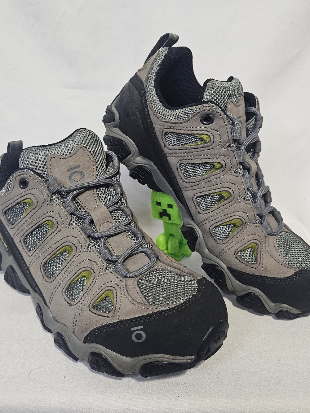 Obōz Sawtooth II Low Hiking Shoes Men's 10 Leather Trail Boots Pewter